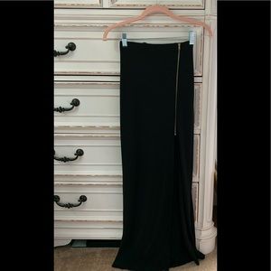 🔥CHARLOTTE RUSSE LONG SKIRT WITH ZIPPER🔥